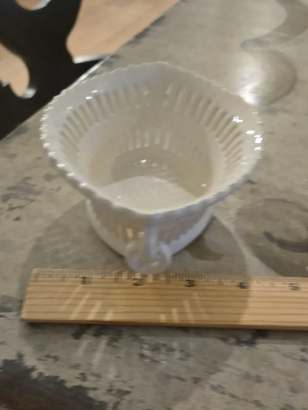 Yves Delorme Linens - Bathroom Guest Soap Dish w/New Guest Soap.